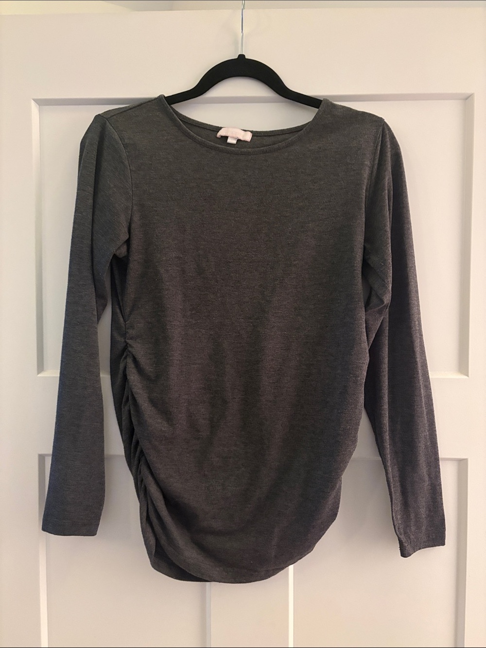 Women’s Long Sleeve Maternity Ruched Side Top Gray Size Medium
